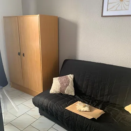 Apartment Club Engaly Ii - Valentine *